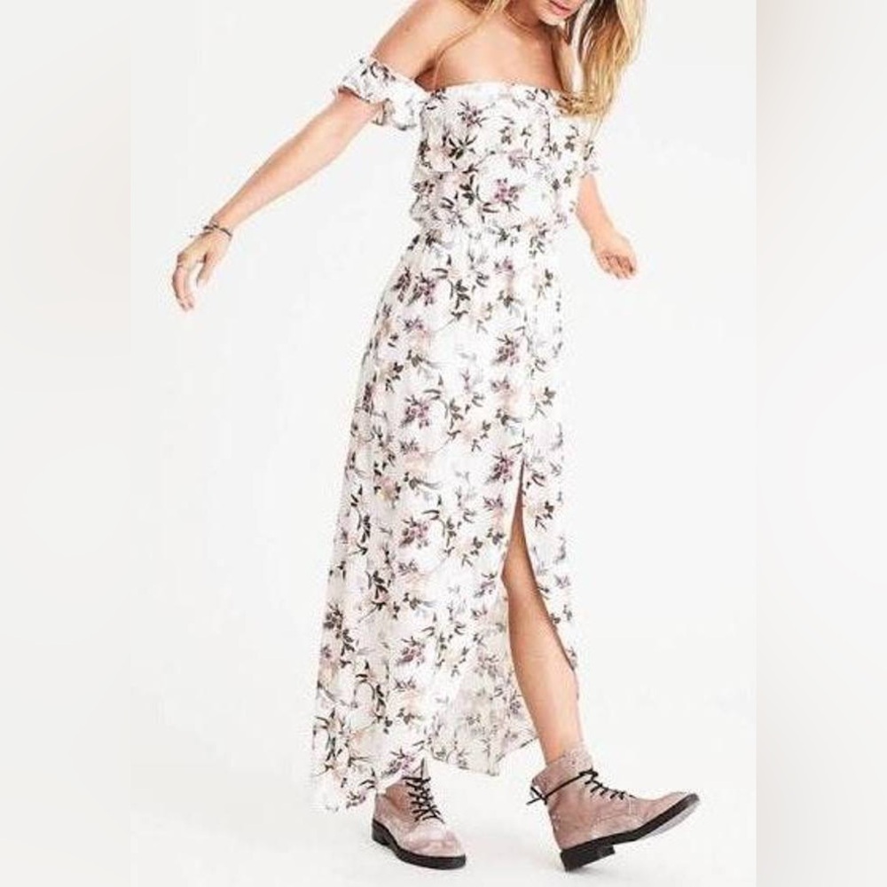 American Eagle outfitters Floral off the shoulder dress